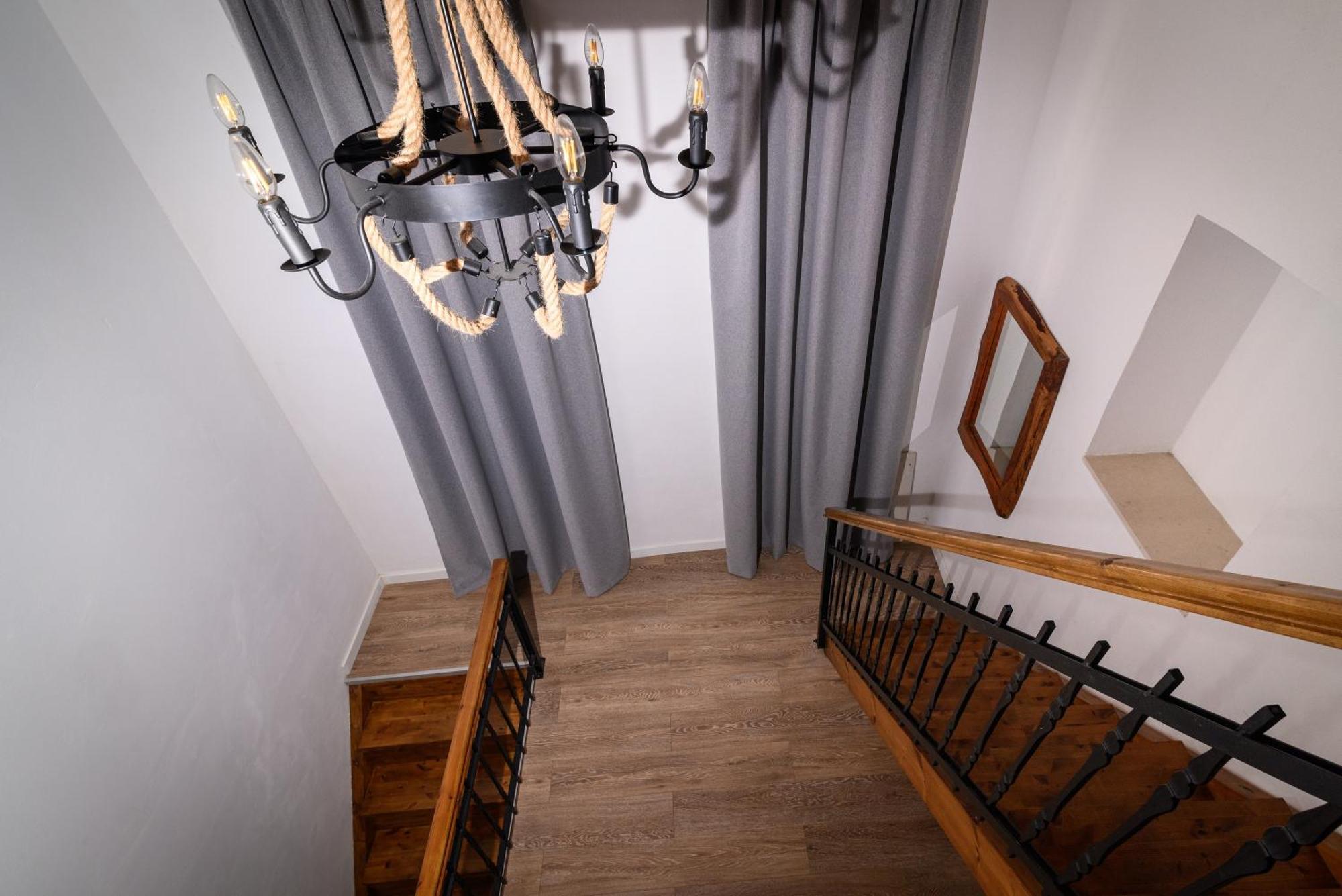 Kiki House * Rhodes City